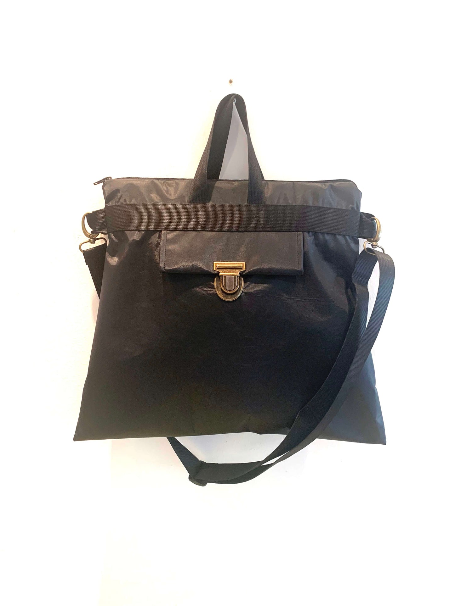 L SIZE -תיק פורטפוליו שחור